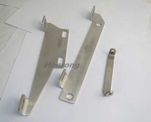 304-Stainless-Steel-Auto-Parts-by-Laser-Cutting-and-Bending