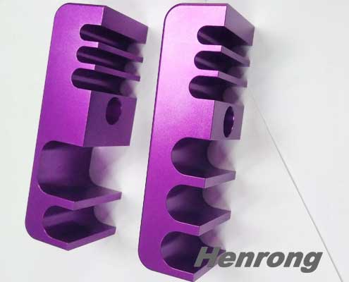 Aluminium-Extrusion-Parts-for-Consumer-Electronics-from-Aluminium-with-Purple-Anodize-1